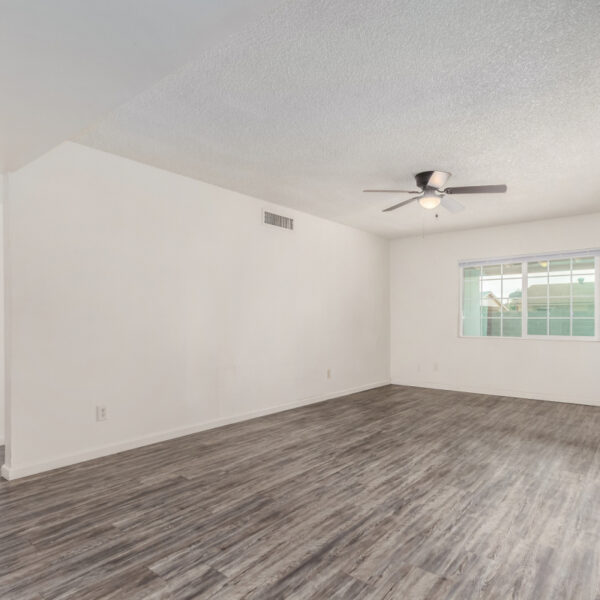 5955 W Mitchell Drive 5955 W Mitchell Drive