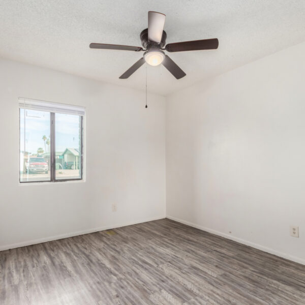 5955 W Mitchell Drive 5955 W Mitchell Drive