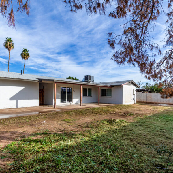 5955 W Mitchell Drive 5955 W Mitchell Drive