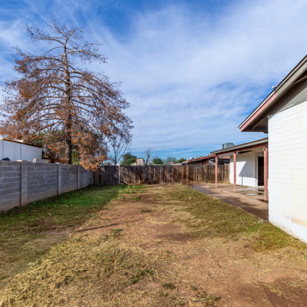 5955 W Mitchell Drive 5955 W Mitchell Drive