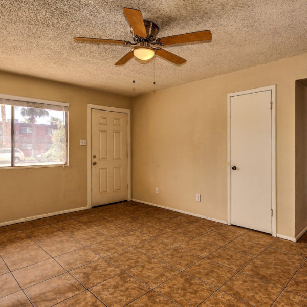 property-6319-N-63rd-ave-4